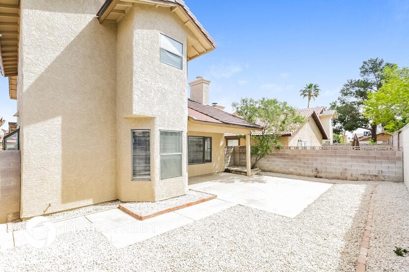 Building Photo - 6513 Gumwood Rd