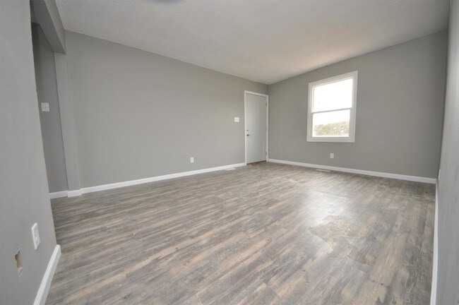 Building Photo - 3 Westwood Village