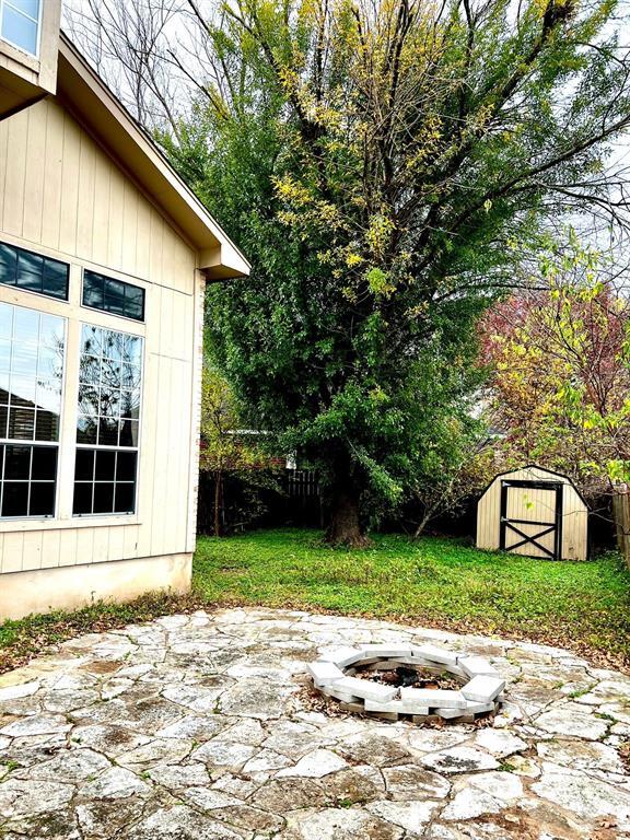 Building Photo - 2904 Wren Cir