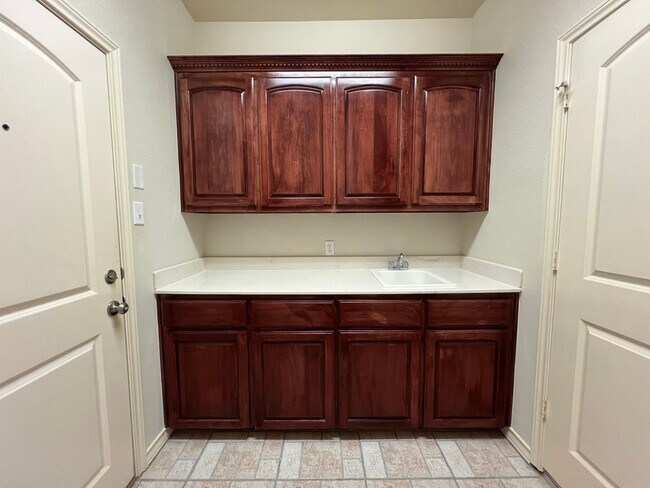 Building Photo - Resort-Style Island Living at Joya Del Mar!