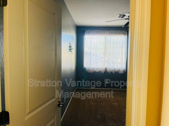 Building Photo - 22507 N 31st Ave