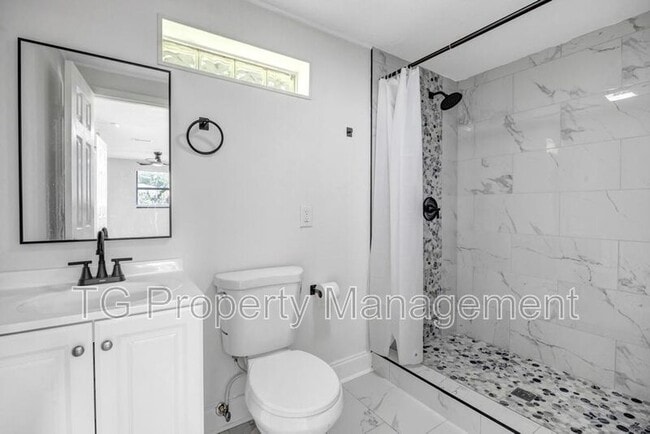 Building Photo - 6855 Hafford Ln
