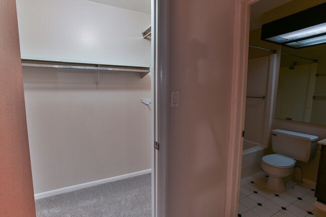 Building Photo - 2 Bedroom Condo in Mechanicsburg