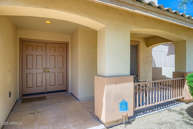 Building Photo - 10310 E Le Marche Dr