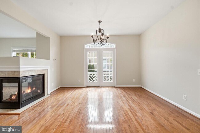 Building Photo - 13318 Summer Garden Walk