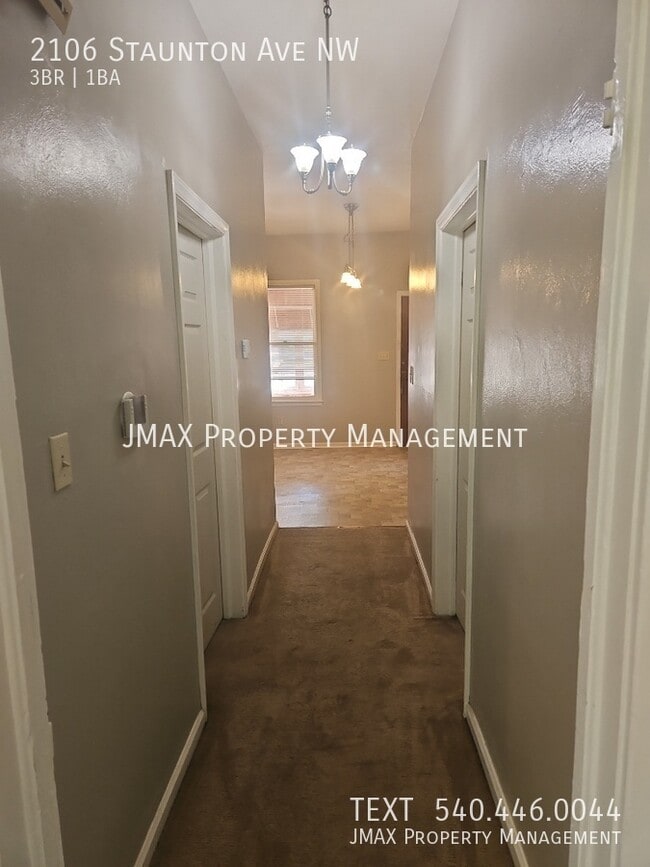 Building Photo - 2106 Staunton Ave NW