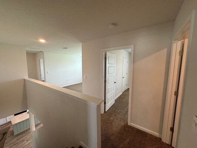 Building Photo - Pensacola/Beulah - Bridlewood - 5 bedroom,...