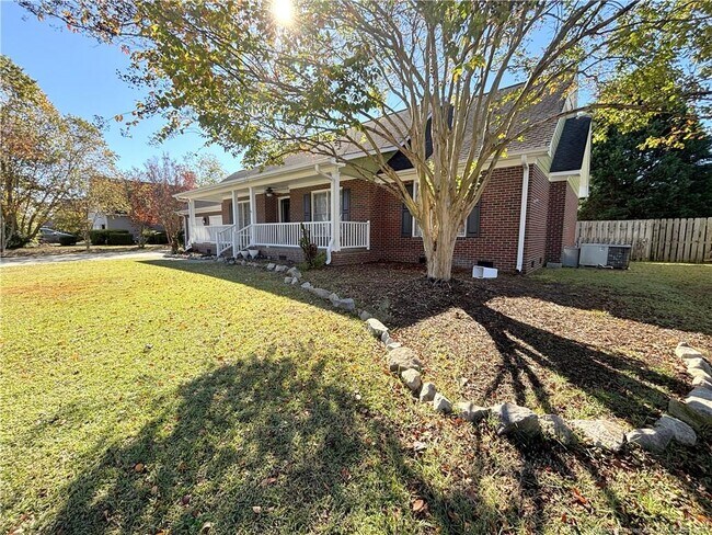 Building Photo - 6712 Jacobs Creek Cir