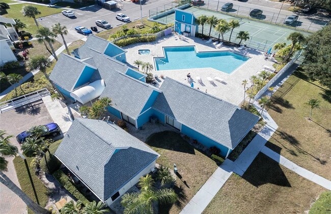 Building Photo - 455 Alt 19