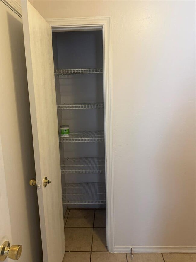 Building Photo - 1609 NW 150th Terrace