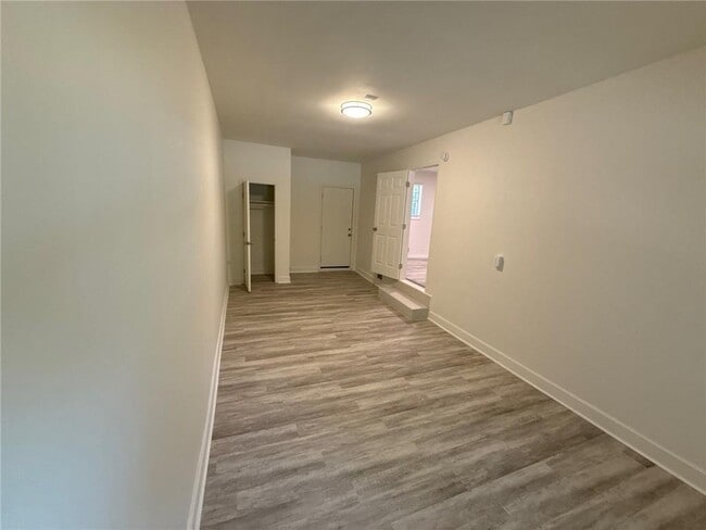 Building Photo - 4680 Ryan Rd