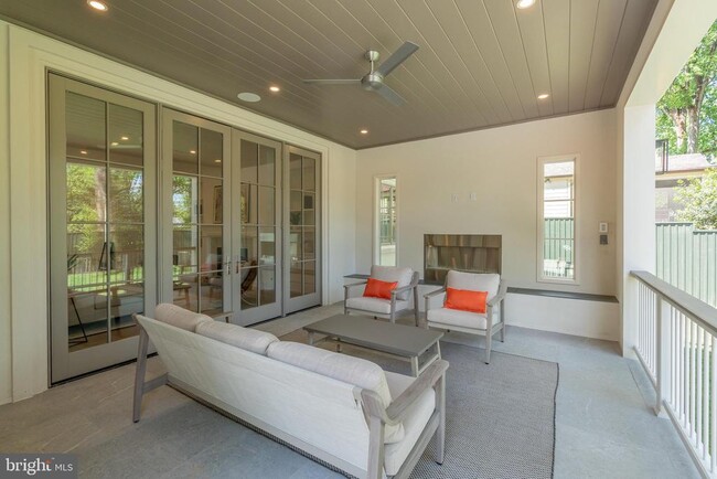 Building Photo - 4821 Rodman St NW