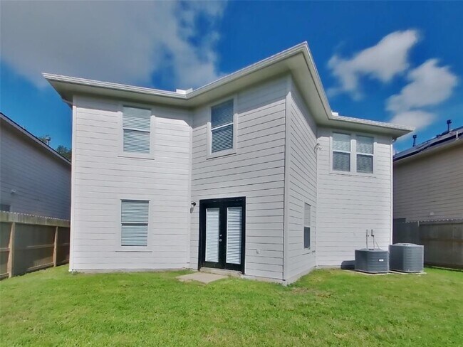 Building Photo - 7926 Chatham Springs Ln