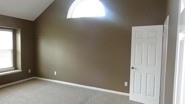Building Photo - 21911 Canyonwood Park Ln