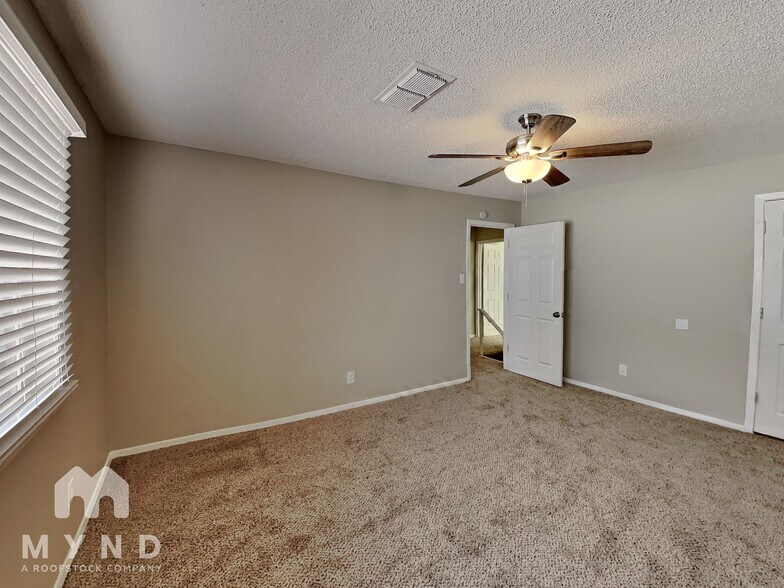 Building Photo - 3252 63rd St