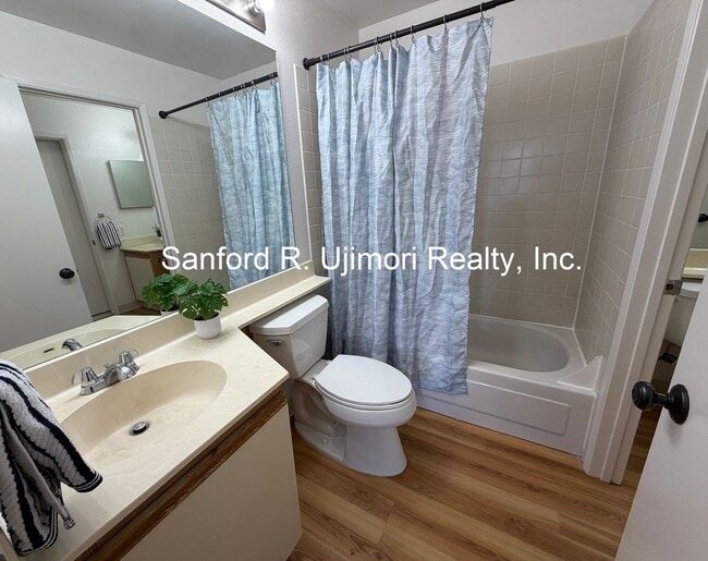 Building Photo - 94-105 Luluka Place #J202