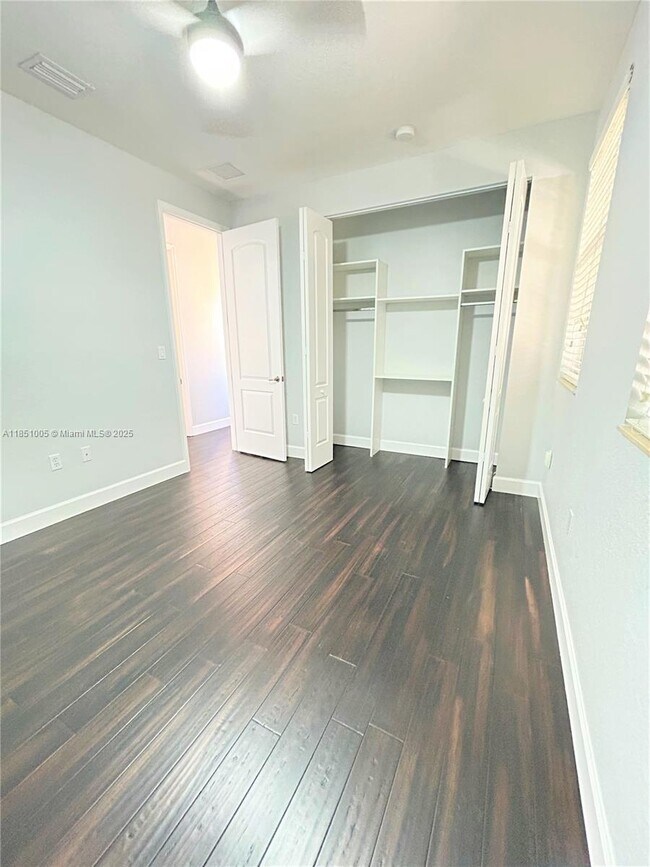 Building Photo - 1065 SW 147th Ter
