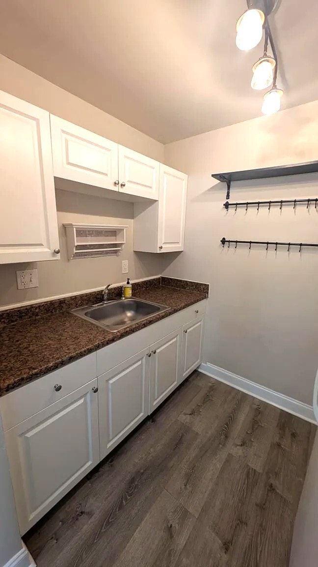 Building Photo - 24862 US Hwy 19 N