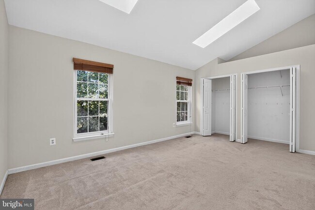 Building Photo - 5926 Gunther Ct