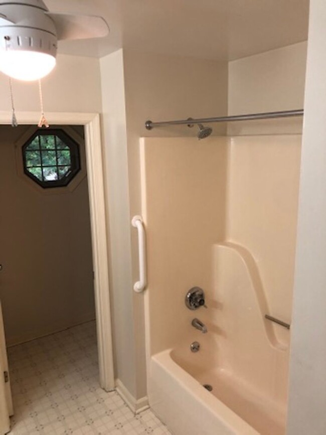 Building Photo - Great 3BR/2BA Townhouse in Mill Creek