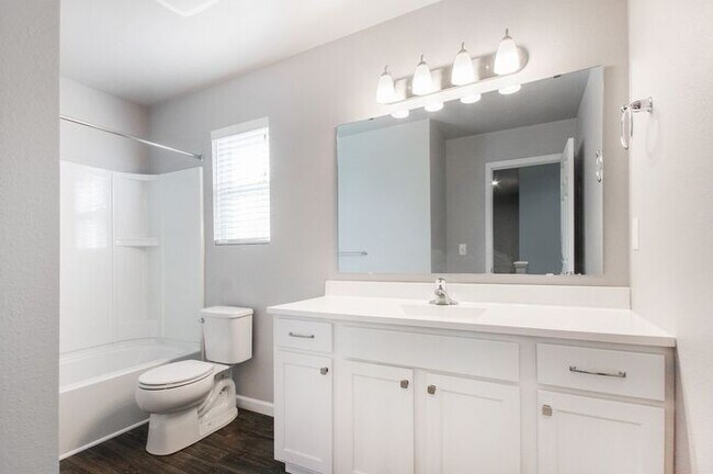 Building Photo - 7532 Bramling Dr