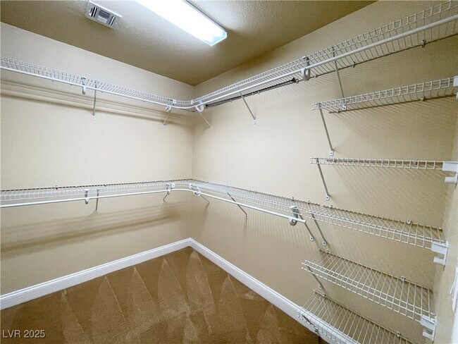 Building Photo - 9873 Belle Marie Ct
