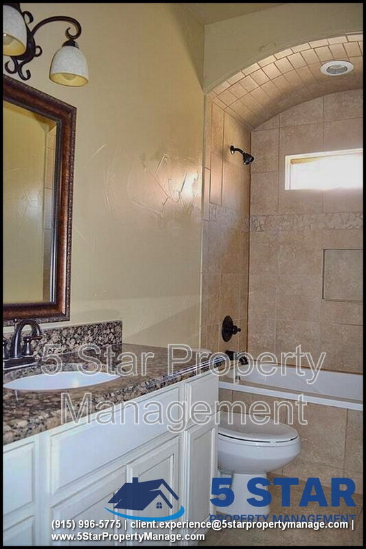 Building Photo - 14016 Rainbow Point Dr