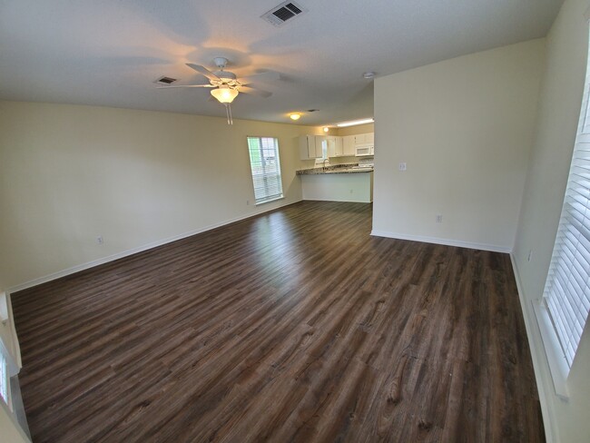 Building Photo - 187 Redfish Cir