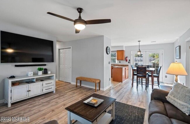 Building Photo - 209 Sinclair Ave