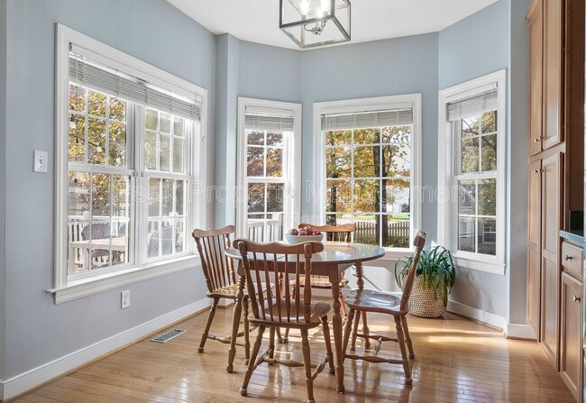 Building Photo - 9069 Brigadier Rd