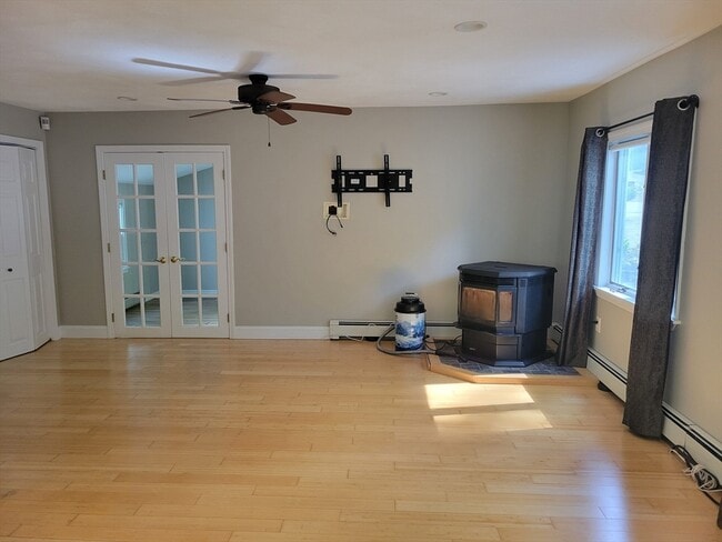 Building Photo - 37 Golden Hills Rd