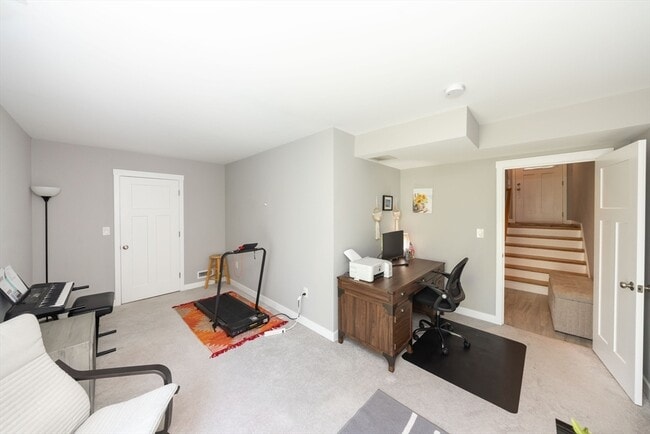 Building Photo - 18 Craftsman Ct