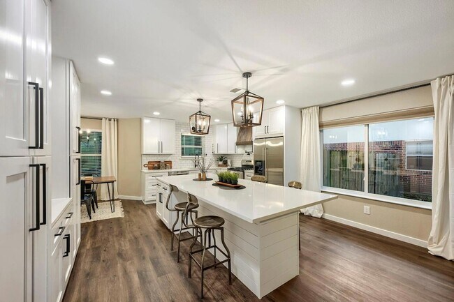 Building Photo - 13104 Tilder Dr