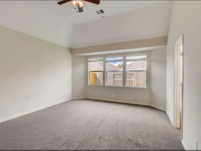 Building Photo - 10014 Blissfull Valley Ln