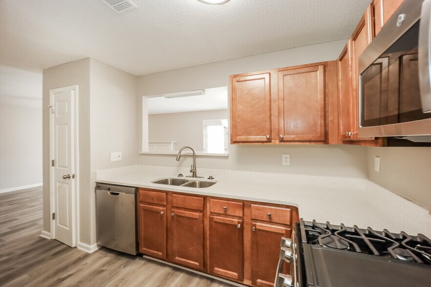 Building Photo - 310 Barshay Dr