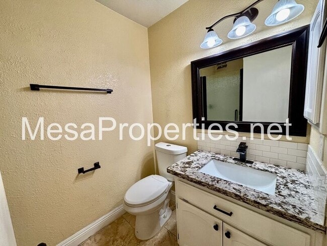 Building Photo - 12820 Santa Anita Trail