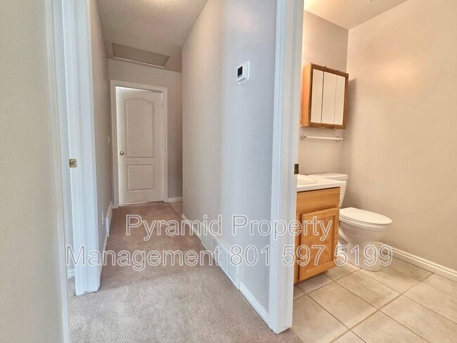 Building Photo - 2128 S 2060 E