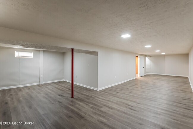 Building Photo - 5301 Sprucewood Dr