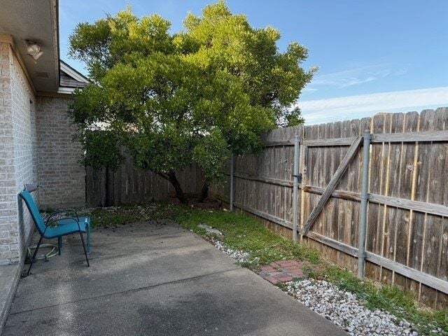 Building Photo - 219 Fraternity Row