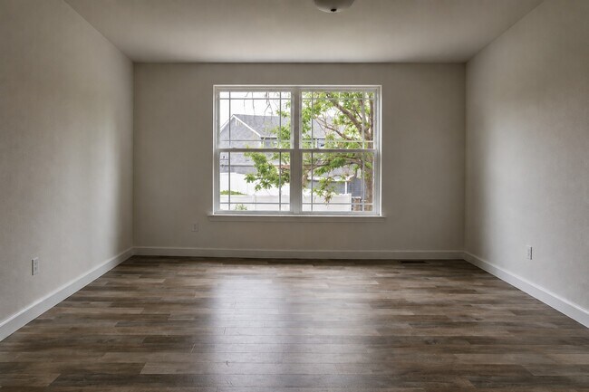 Building Photo - 49 Pheasant Ring Dr