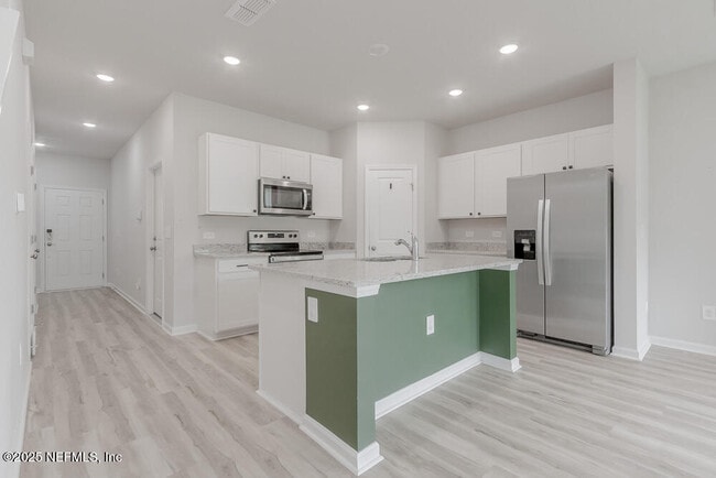 Building Photo - 14438 Macadamia Ln
