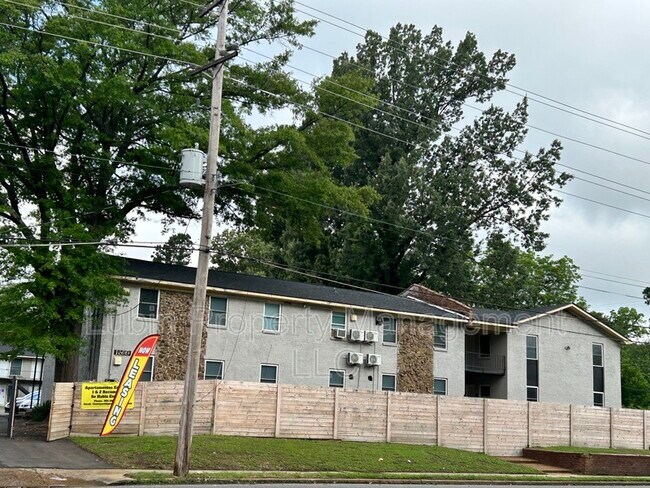Primary Photo - 1711 Pendleton St