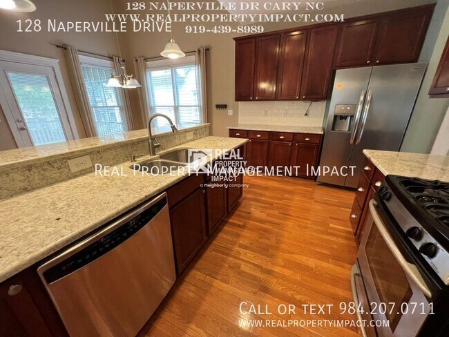 Building Photo - 128 Naperville Dr