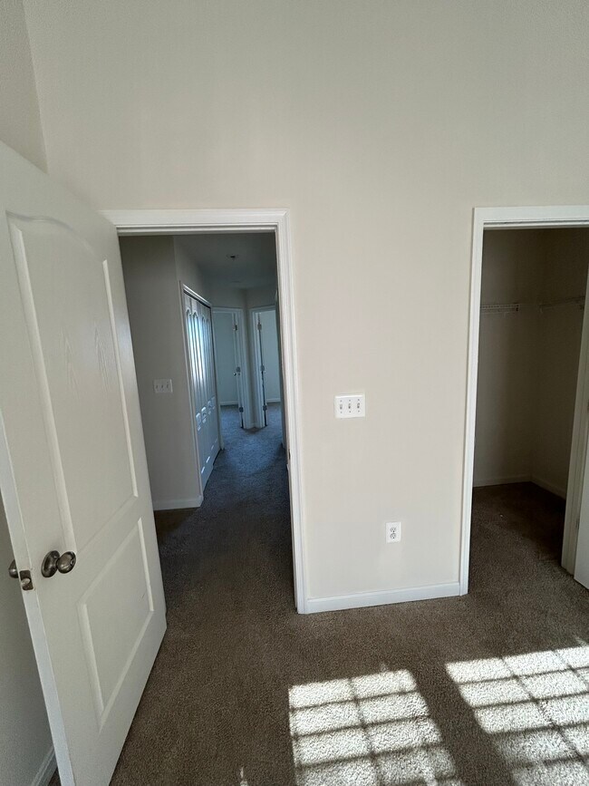 Building Photo - 7125 Durrette Rd