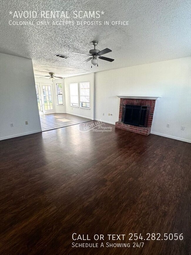 Building Photo - 216 Appaloosa Dr