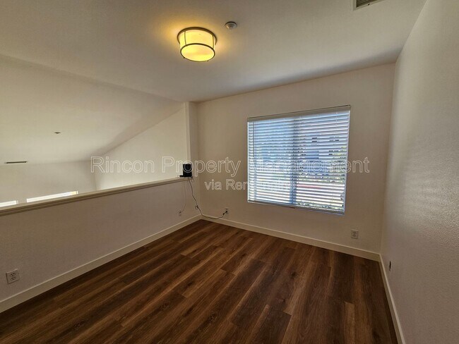 Building Photo - 4782 Templeton St