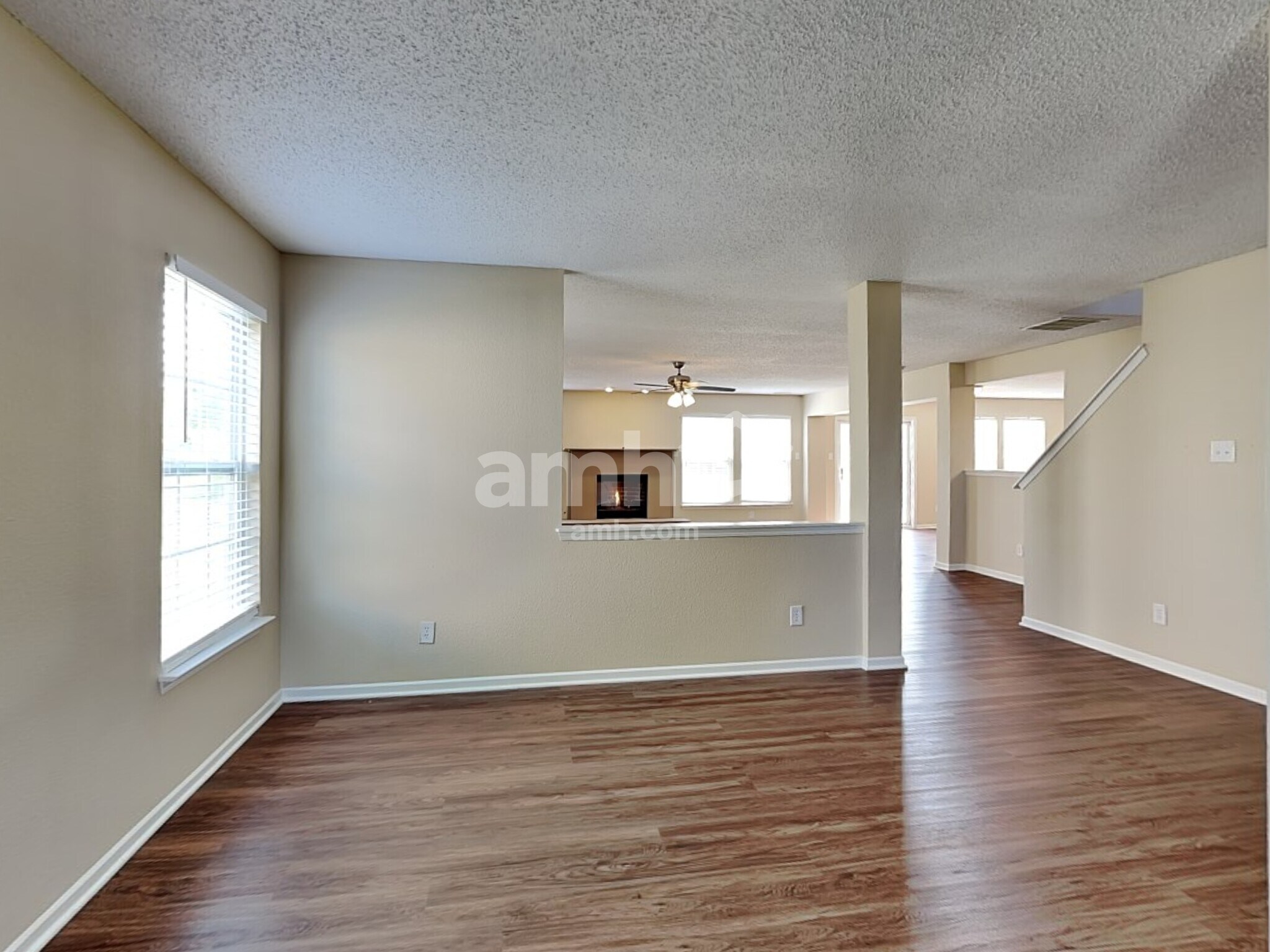 Building Photo - 13993 Meadow Lake Dr