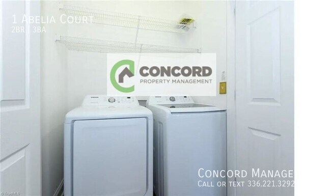 Building Photo - 1 Abelia Ct