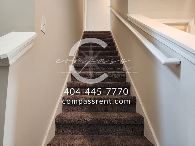 Building Photo - 109 Squarewood Ln NW