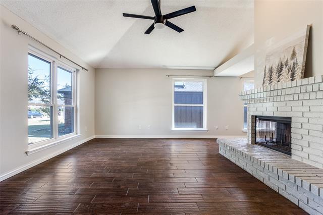 Building Photo - 1520 Evergreen Dr